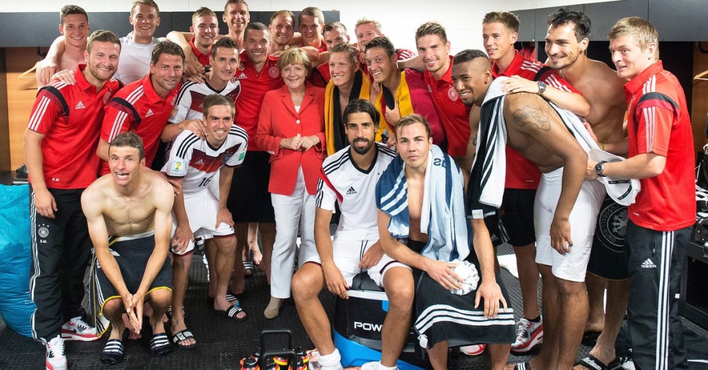 Angela-Merkel-World-Cup-5
